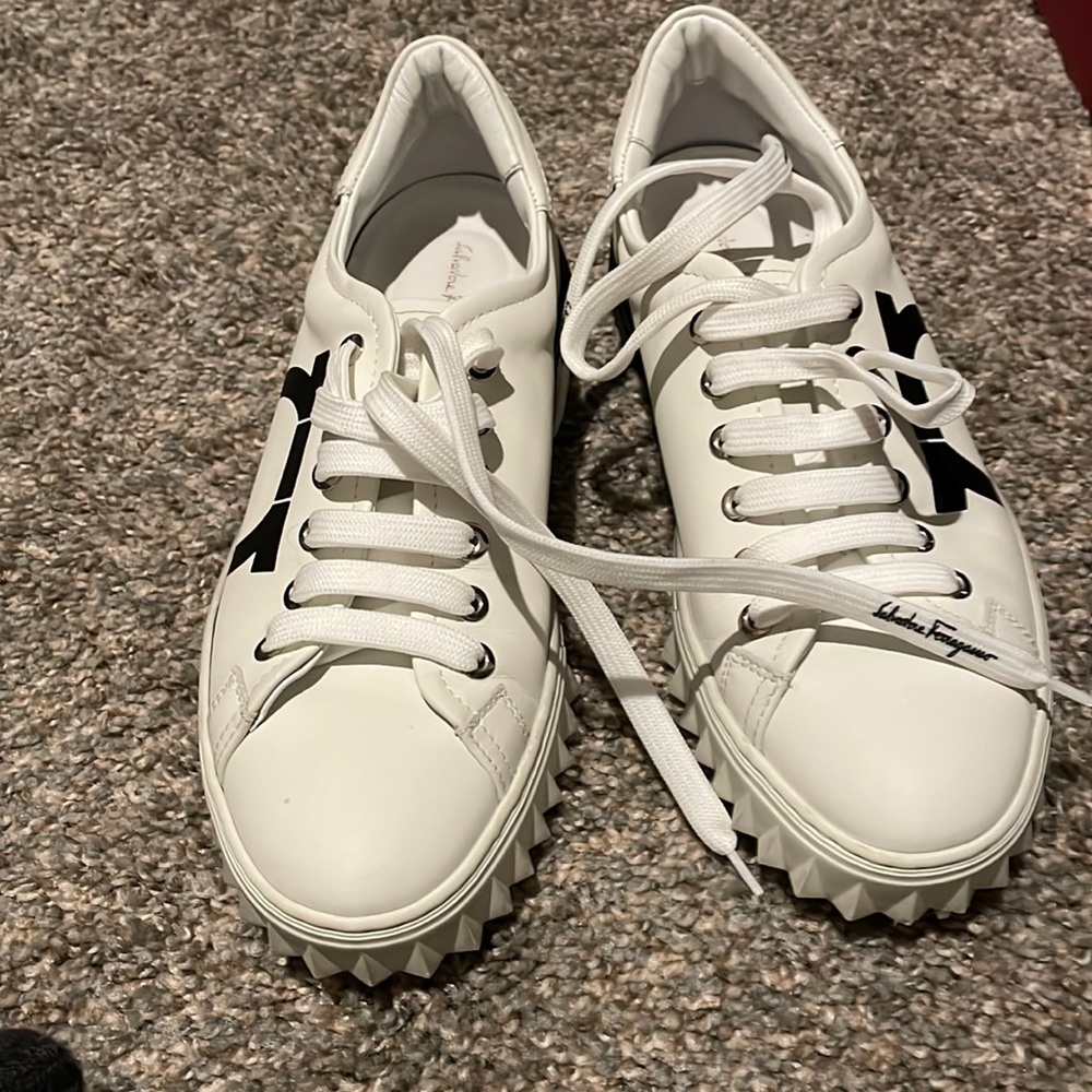 Ferragamo Sneakers